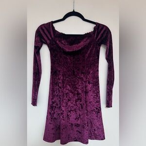 Hollister Burgundy Crushed Velvet Off Shoulder Dress Size XS